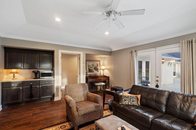 7003 Deerwood Drive, Richmond, TX 77406