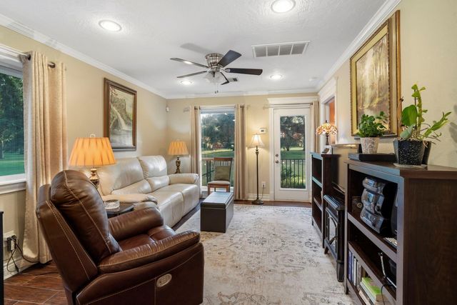 7003 Deerwood Drive, Richmond, TX 77406