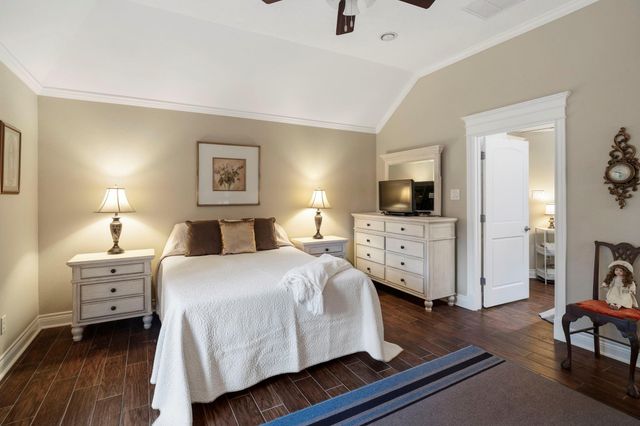 7003 Deerwood Drive, Richmond, TX 77406