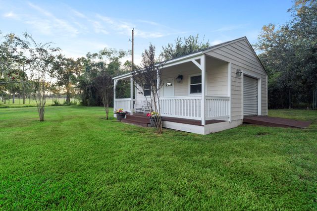 7003 Deerwood Drive, Richmond, TX 77406