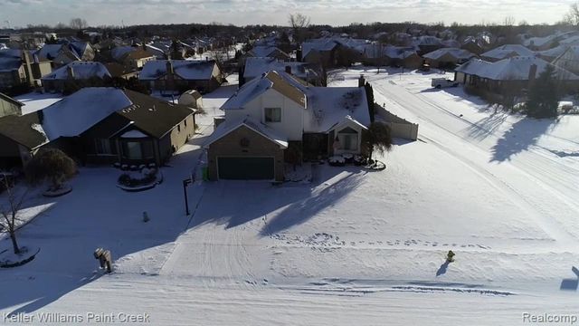 16448 Trailway Drive, Macomb, MI 48042