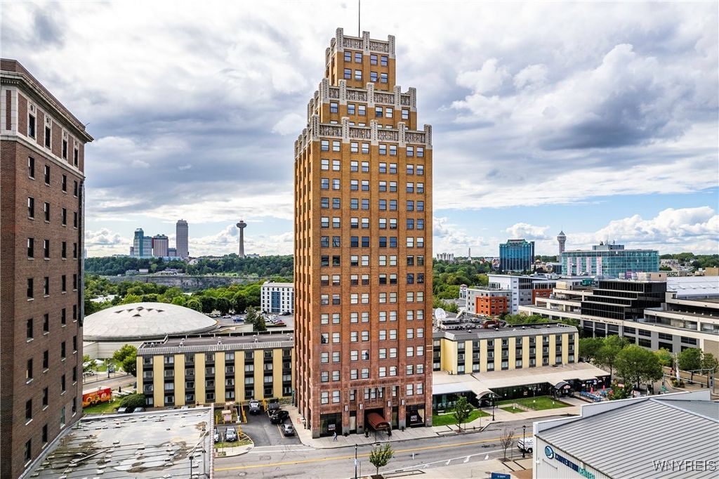 222 First Street 802, Niagara Falls, NY 14303