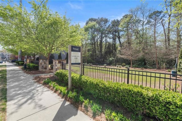 1868 Skyfall Circle, Atlanta, GA 30319