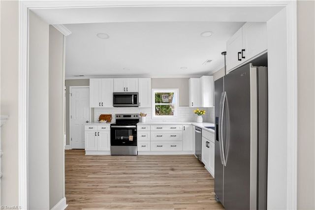 6992 N NC Highway 109, Winston-salem, NC 27107