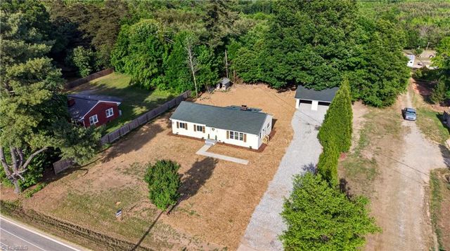 6992 N NC Highway 109, Winston-salem, NC 27107