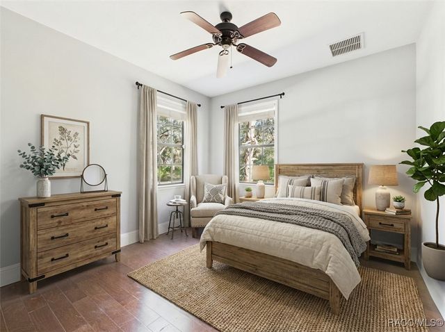 8563 N Maple Avenue, Crystal River, FL 34428