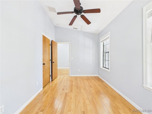 8563 N Maple Avenue, Crystal River, FL 34428