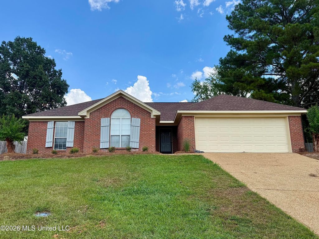 420 Vista Court, Richland, MS 39218