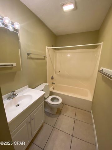 625 N 9th Street, Panama City, FL 32404