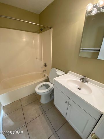 625 N 9th Street, Panama City, FL 32404