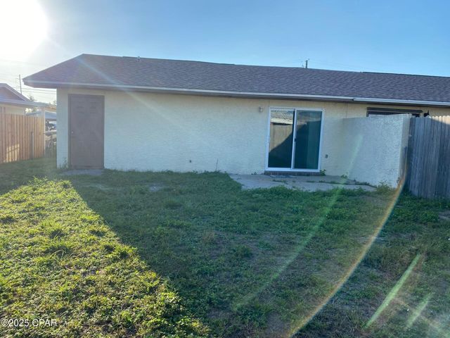 625 N 9th Street, Panama City, FL 32404