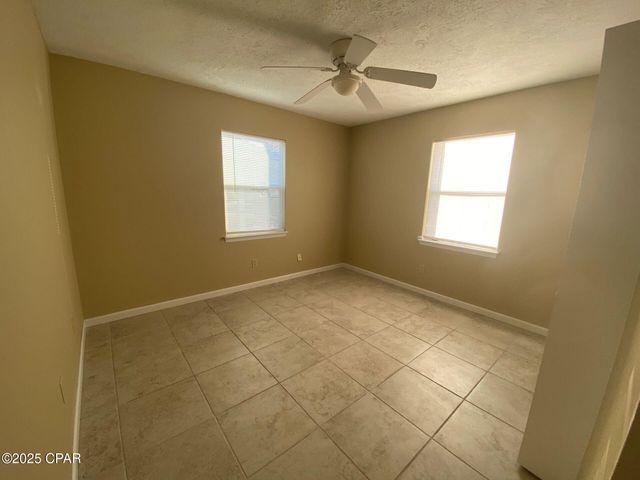 625 N 9th Street, Panama City, FL 32404