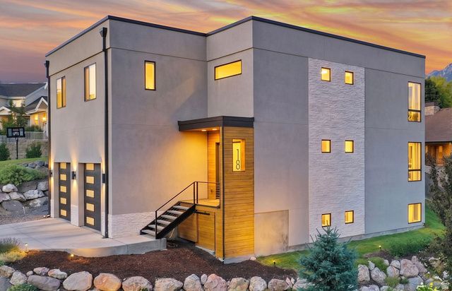 1846 E ORCHARD HOLLOW LN, Holladay, UT 84124