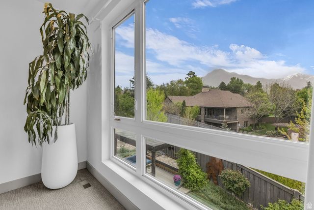 1846 E ORCHARD HOLLOW LN, Holladay, UT 84124