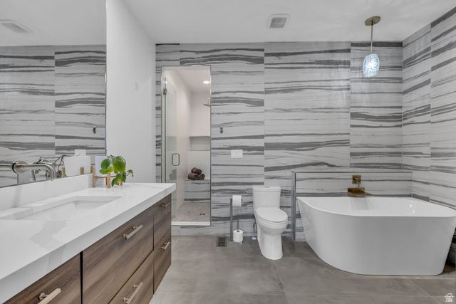 1846 E ORCHARD HOLLOW LN, Holladay, UT 84124