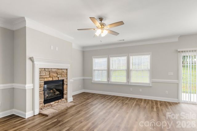 4243 Everest Drive, Gastonia, NC 28054