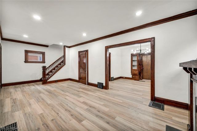 13910 Bartlett Avenue, Cleveland, OH 44120