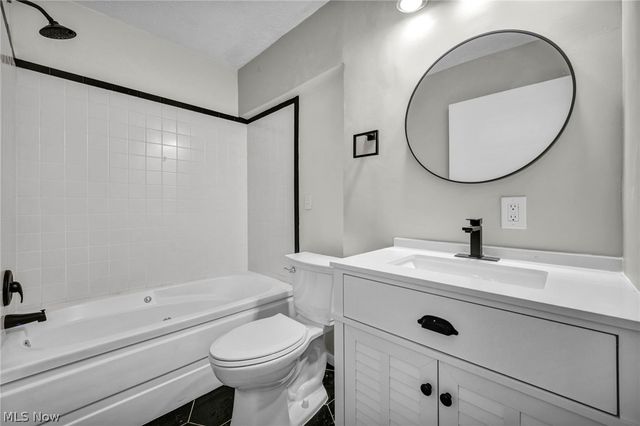 13910 Bartlett Avenue, Cleveland, OH 44120