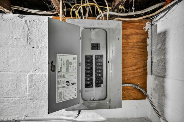 13910 Bartlett Avenue, Cleveland, OH 44120