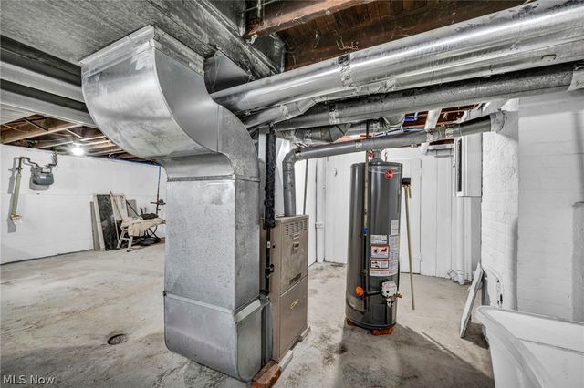 13910 Bartlett Avenue, Cleveland, OH 44120