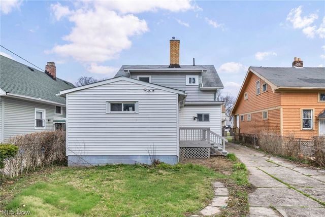 13910 Bartlett Avenue, Cleveland, OH 44120