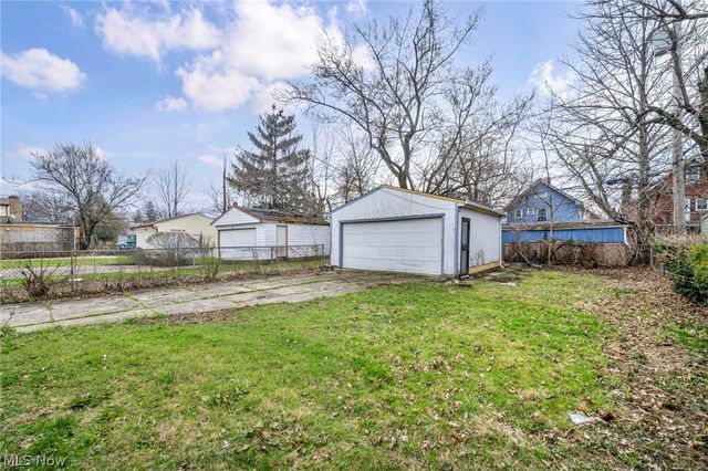 13910 Bartlett Avenue, Cleveland, OH 44120