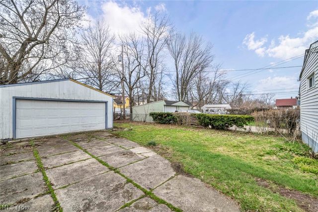 13910 Bartlett Avenue, Cleveland, OH 44120