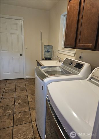 8921 Commercial Street SW, Lakewood, WA 98498