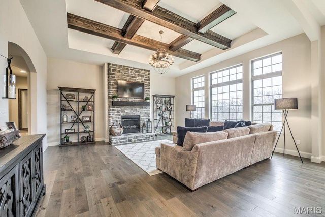 101 Lonesome Dove Way, Wentzville, MO 63348