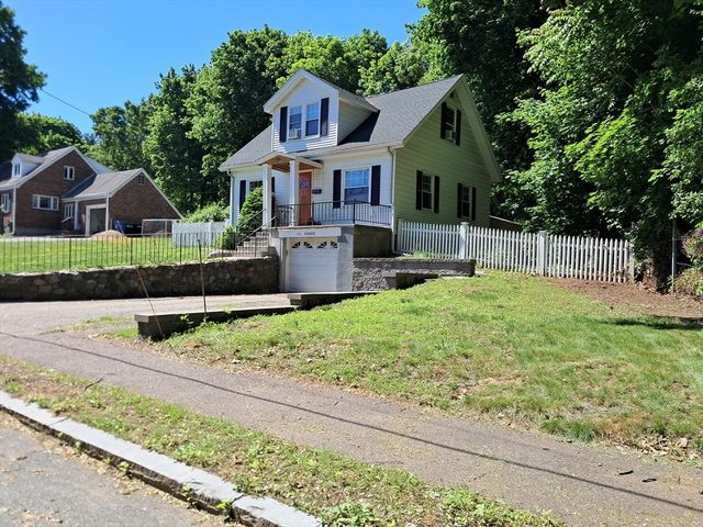116 Parker Rd, Wakefield, MA 01880