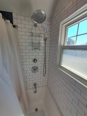 116 Parker Rd, Wakefield, MA 01880