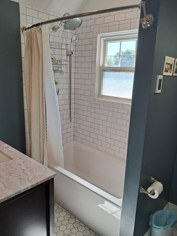 116 Parker Rd, Wakefield, MA 01880