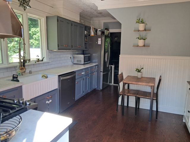 116 Parker Rd, Wakefield, MA 01880