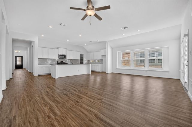 516 Panzano DR, Georgetown, TX 78628