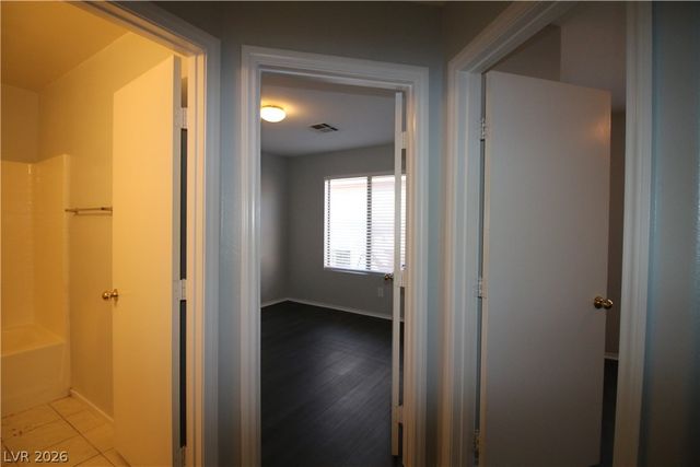 7868 Steamboat Springs Court, Las Vegas, NV 89139