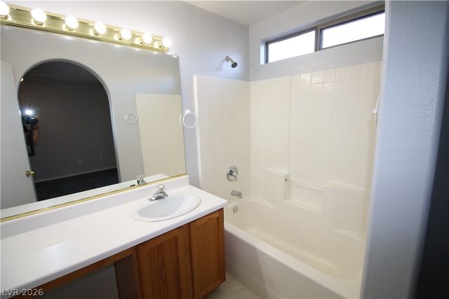 7868 Steamboat Springs Court, Las Vegas, NV 89139