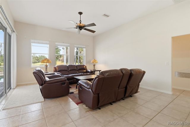 1165 W Beagle Run Loop, Hernando, FL 34442