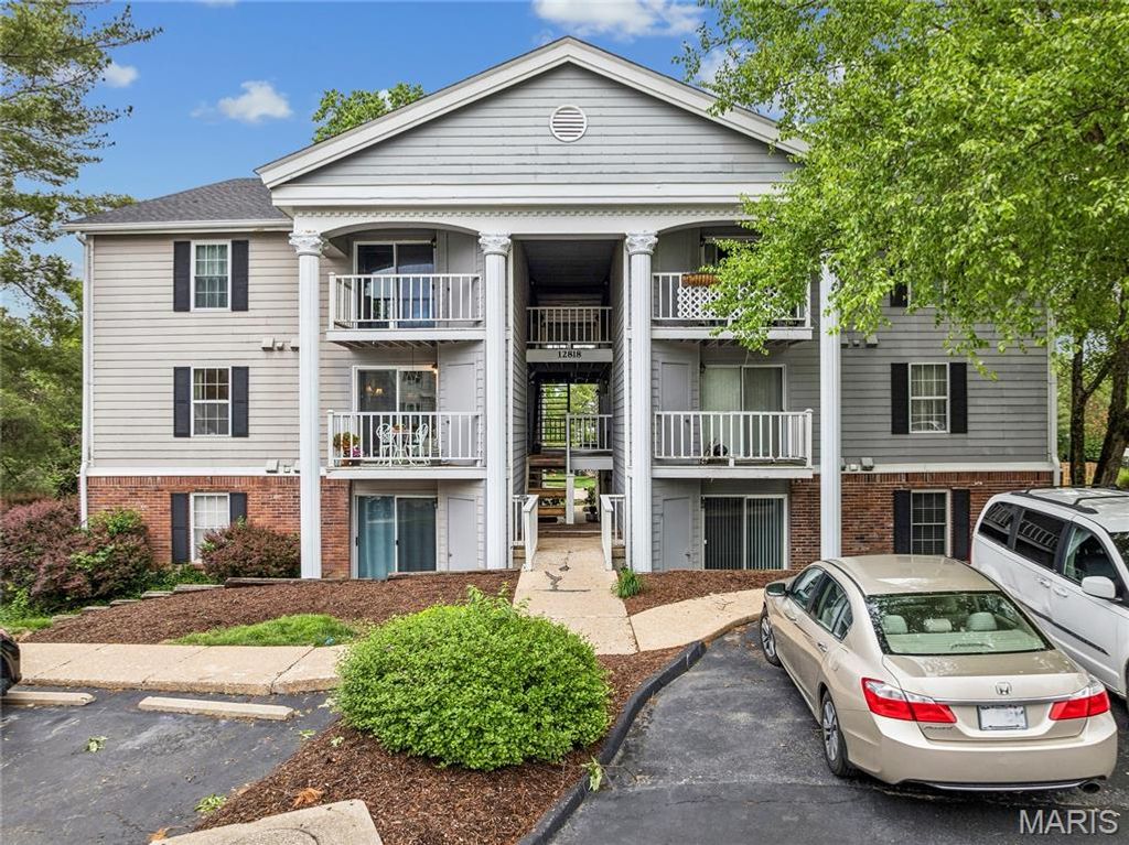 12818 Portulaca Drive G, St Louis, MO 63146