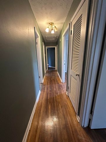 3736 W DONNA DR, Memphis, TN 37127