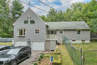 410 Paige Hill Road, Goffstown, NH 03045