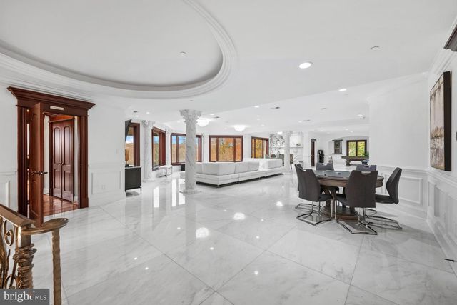 612 RIVERCREST DR, Mclean, VA 22101