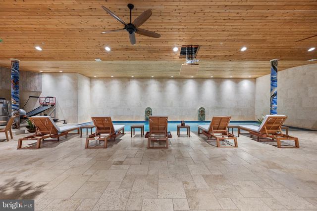 612 RIVERCREST DR, Mclean, VA 22101