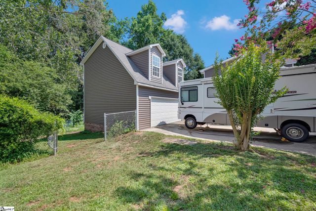 301 Mountain View Court, Greenville, SC 29611