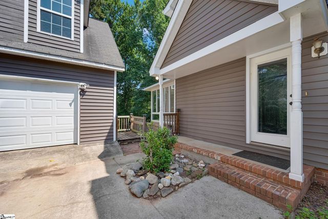 301 Mountain View Court, Greenville, SC 29611