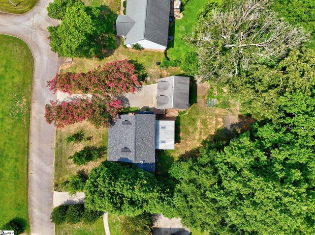 301 Mountain View Court, Greenville, SC 29611