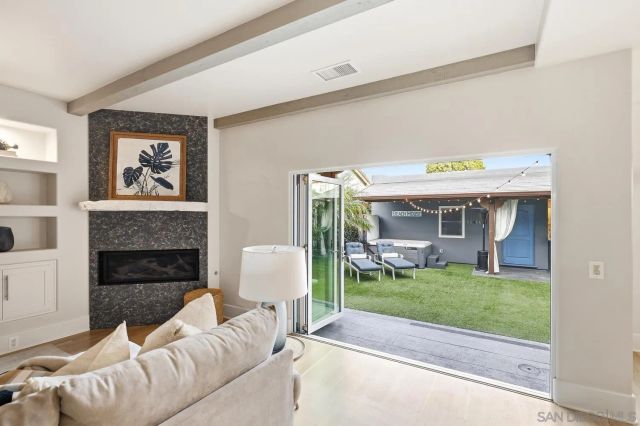 531 J Avenue, Coronado, CA 92118