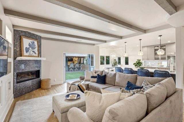531 J Avenue, Coronado, CA 92118