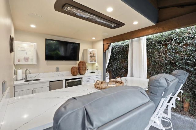 531 J Avenue, Coronado, CA 92118