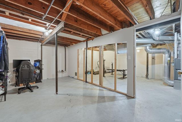 816 Hofer Avenue, Fort Wayne, IN 46808