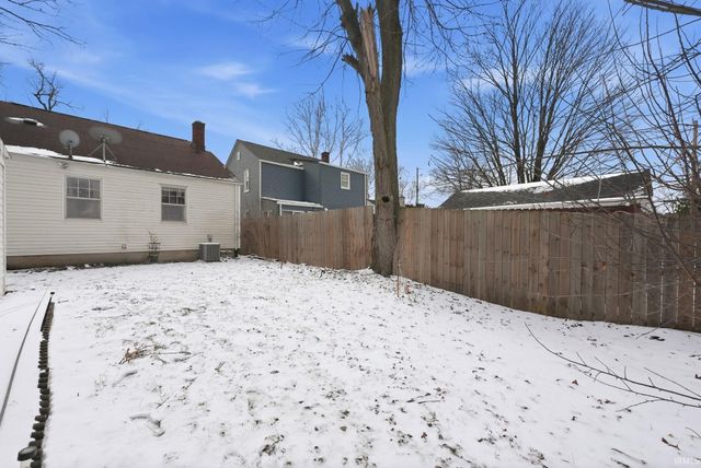 816 Hofer Avenue, Fort Wayne, IN 46808